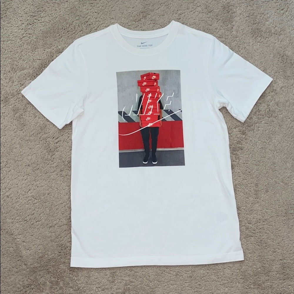 Nike Tee